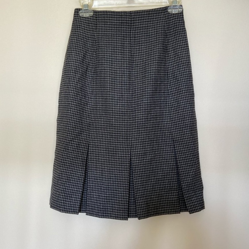 dana buchman pleated grey and black designer skirt